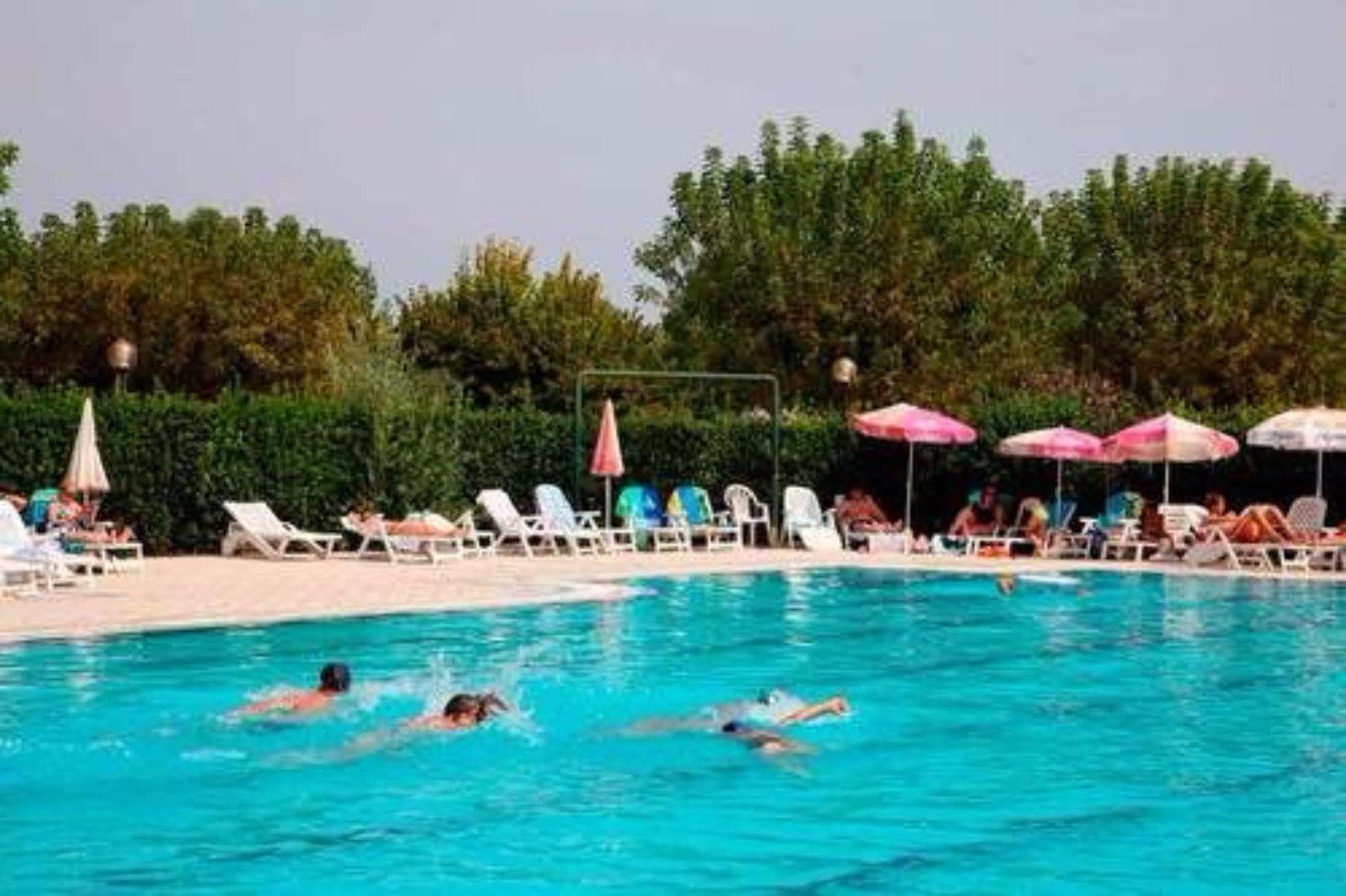 Hotel Residence Campi Tremosine ภายนอก รูปภาพ
